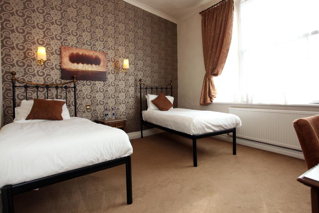 White Hart, Andover By Marston'S Inns Buitenkant foto